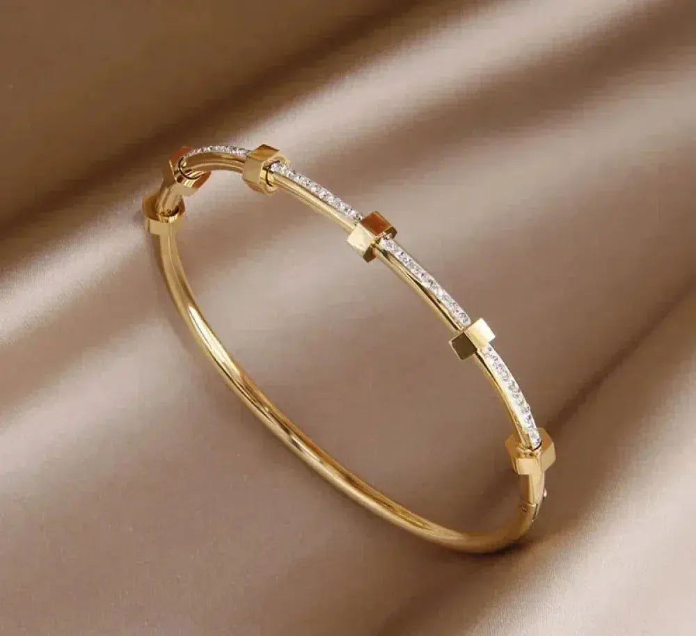 Chic Gold Bracelet Margot