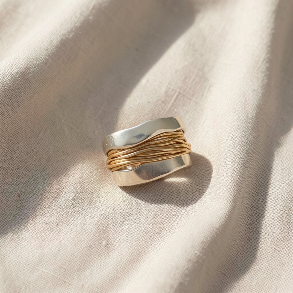 Gold Thread Ring Margot