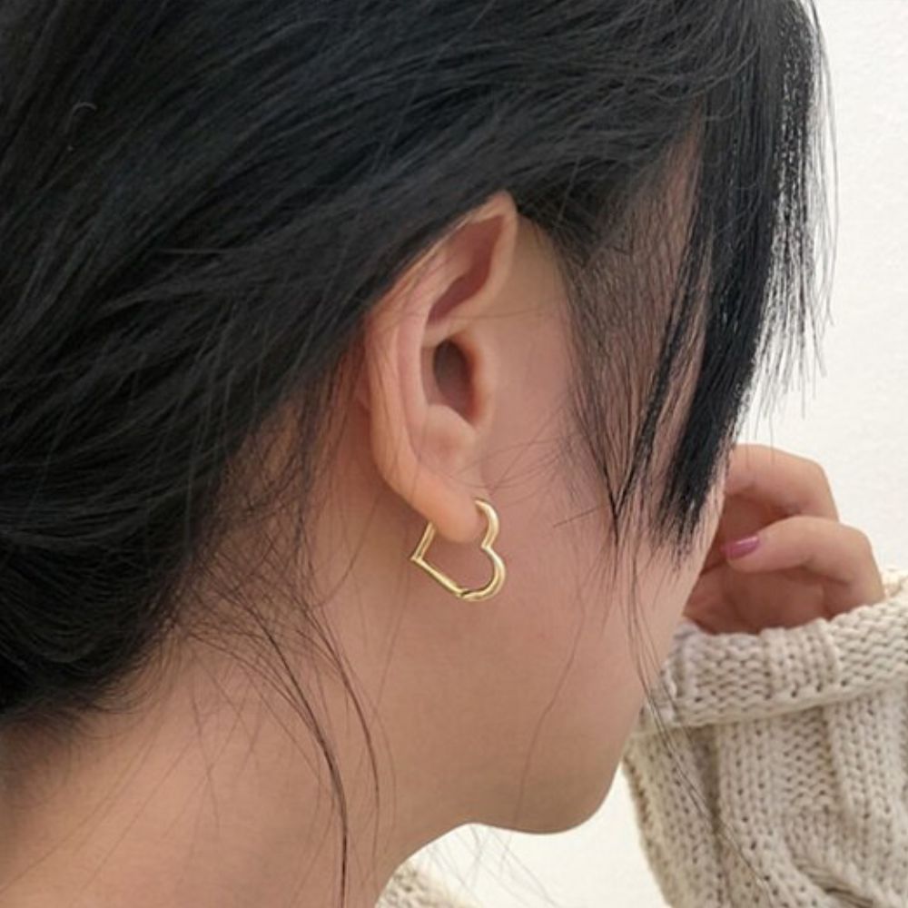 Heart-Shaped Gold Hoop Earrings Margot