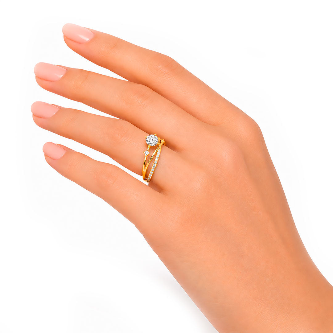 Intertwined Sparkling Double Band Ring Margot