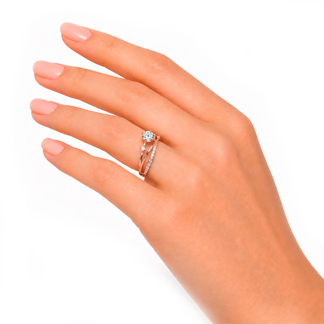 Intertwined Sparkling Double Band Ring Margot