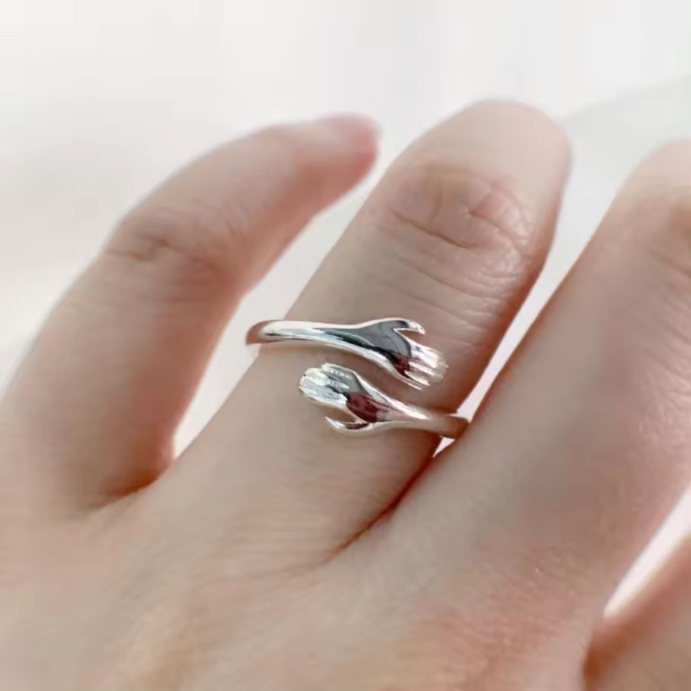 Adjustable Gold Hug Ring Margot