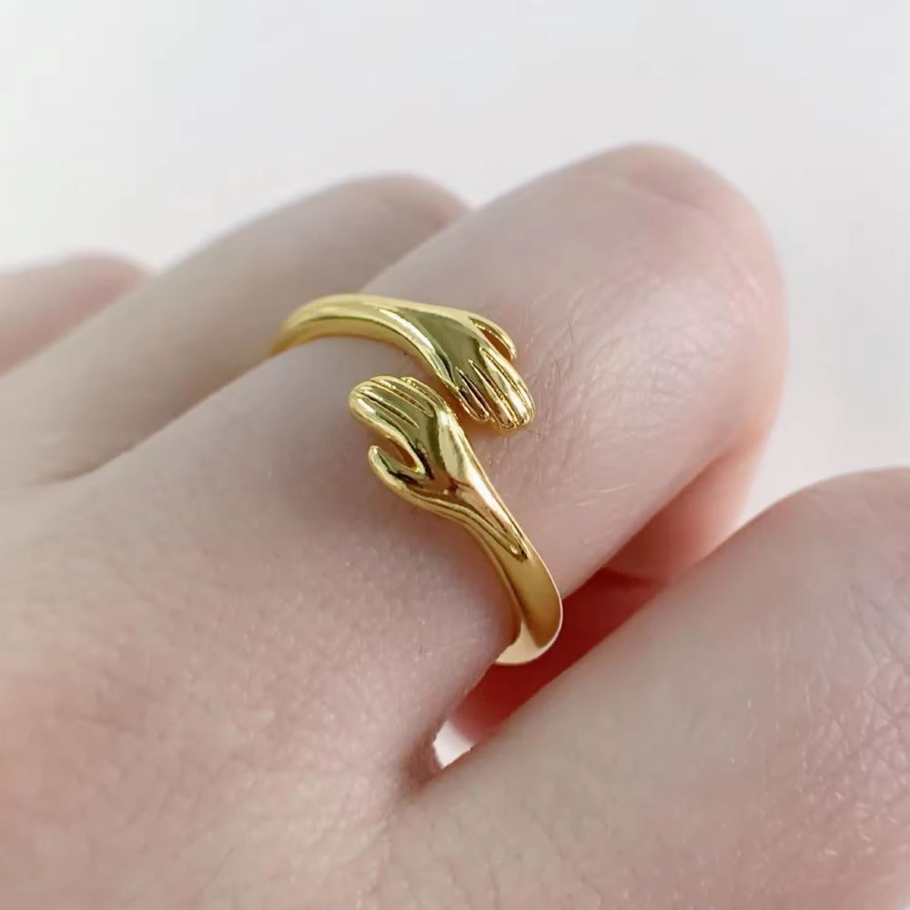 Adjustable Gold Hug Ring Margot