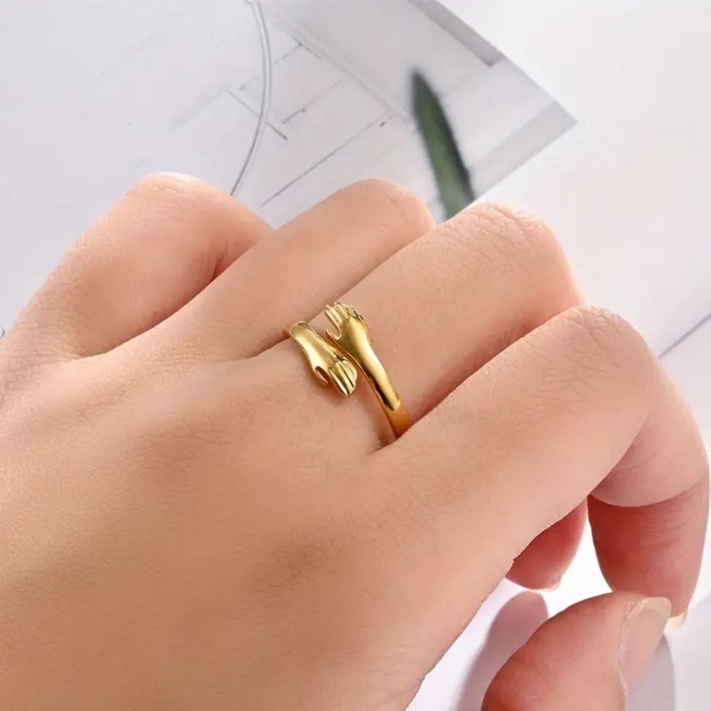 Adjustable Gold Hug Ring Margot