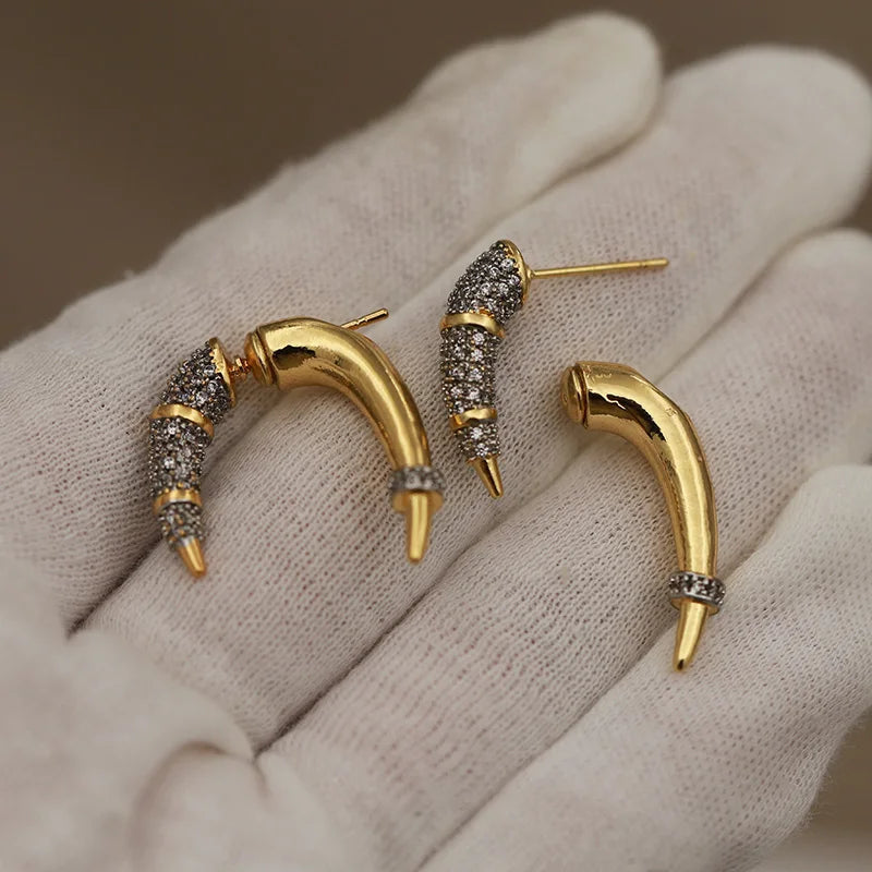 Curved Gold Earrings Margot