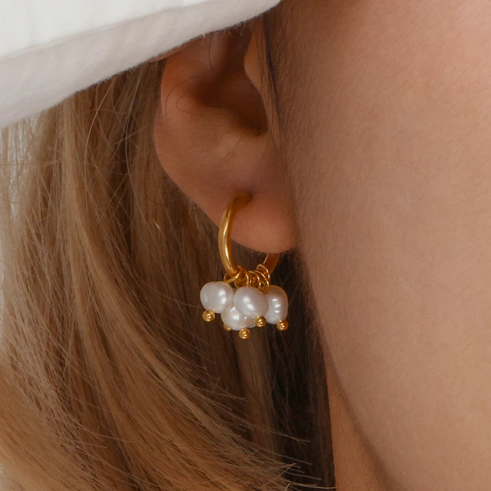 Cute Pearl Earrings Gold Margot