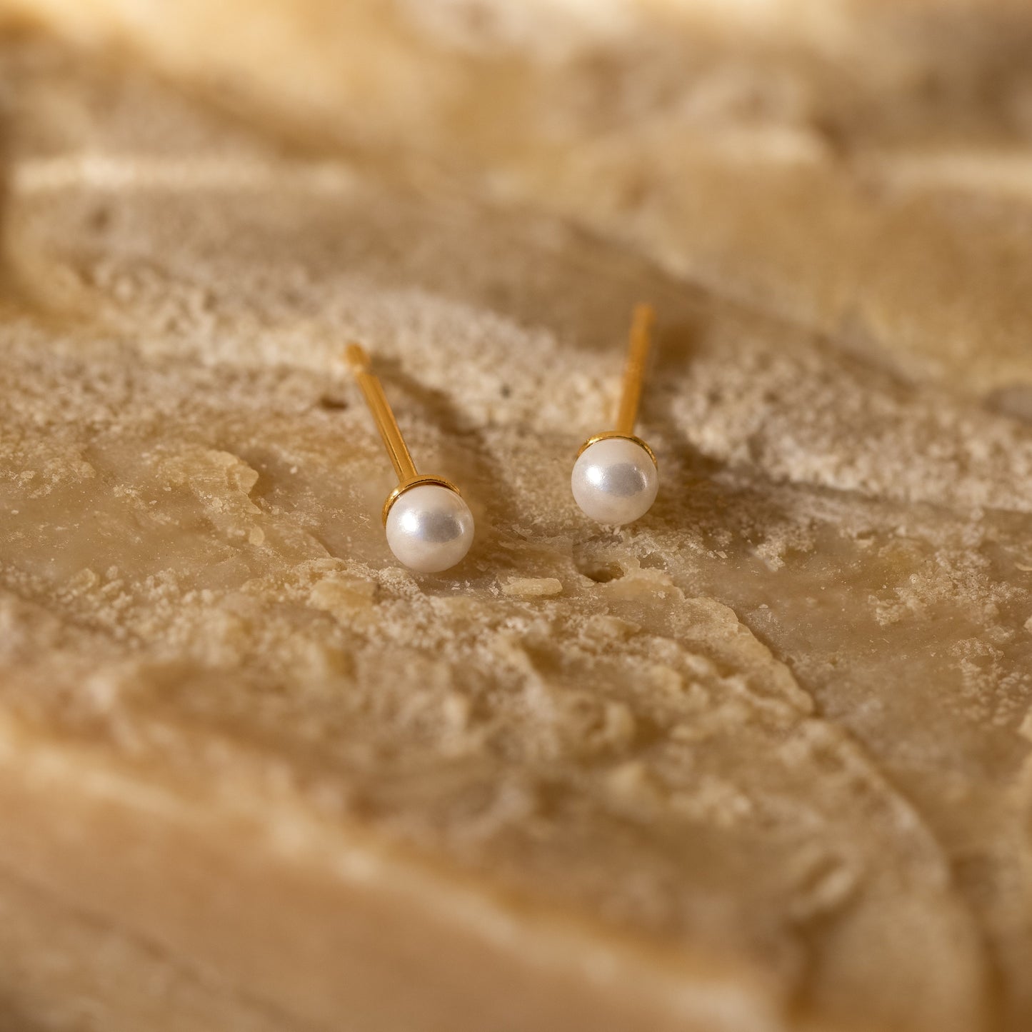 Dainty Pearl Earrings Margot