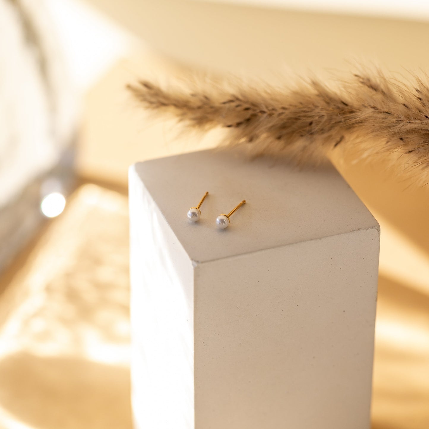 Dainty Pearl Earrings Margot