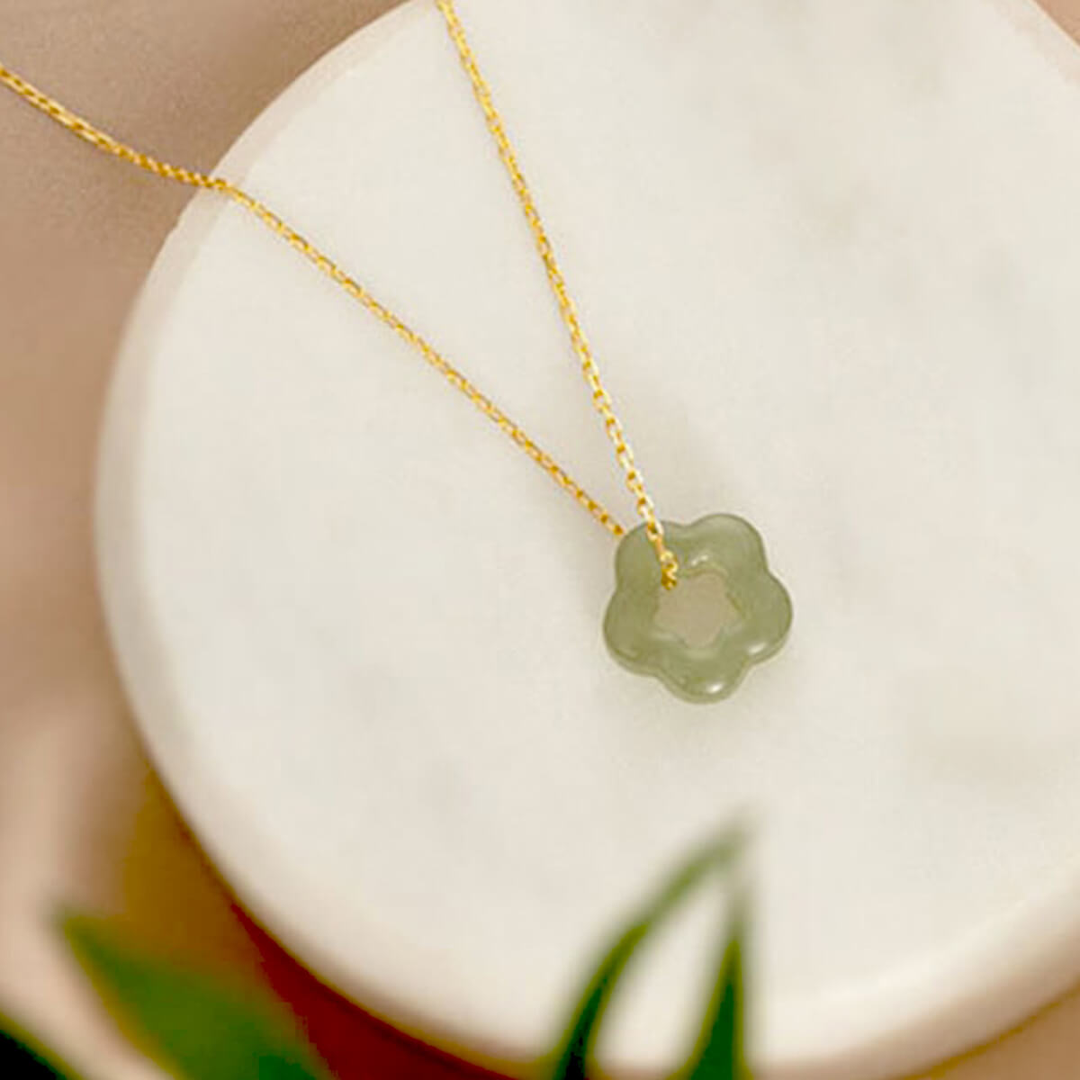 Flower Green Necklace Margot
