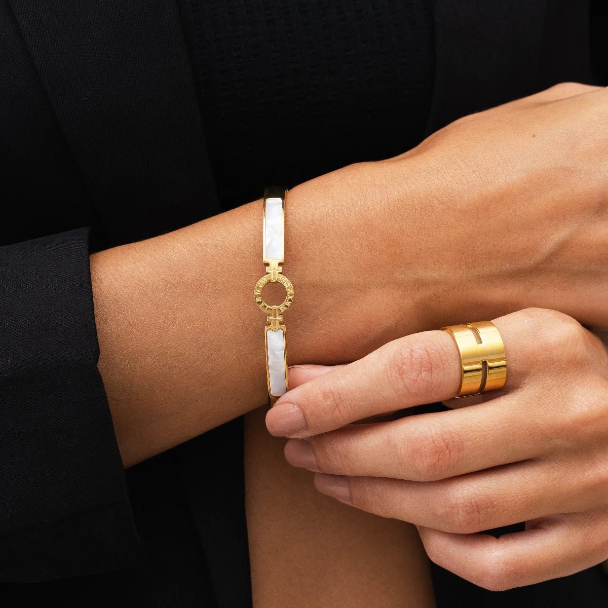 Gold Aura Bracelet Margot