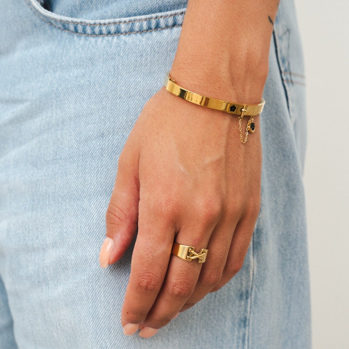 Gold Charm Bracelet Margot