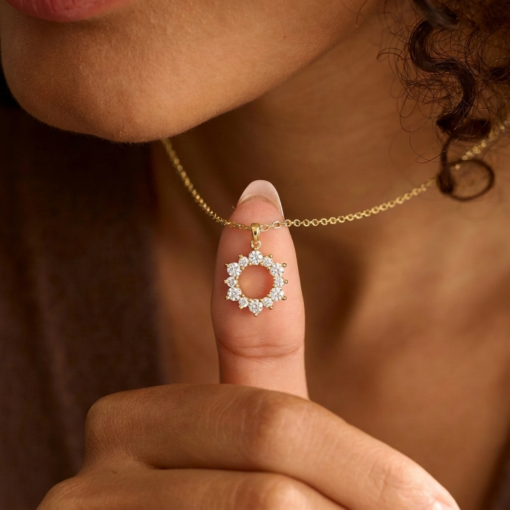 Gold Halo Necklace Margot