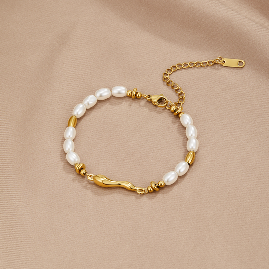 Gold Pearl Bracelet Margot