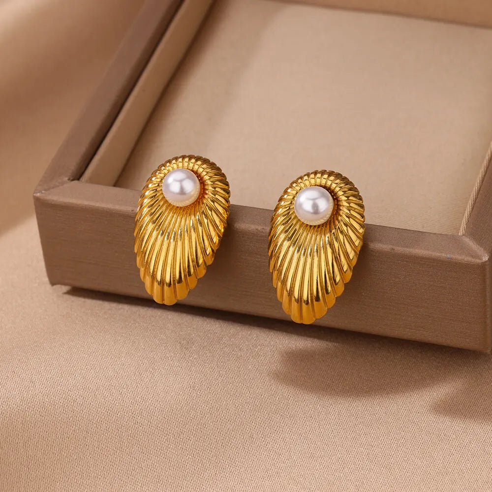 Gold Shell Starfish Earrings Margot