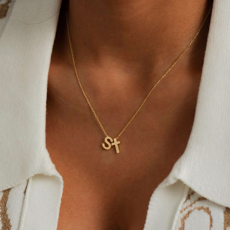 Initial Gold Necklace Margot