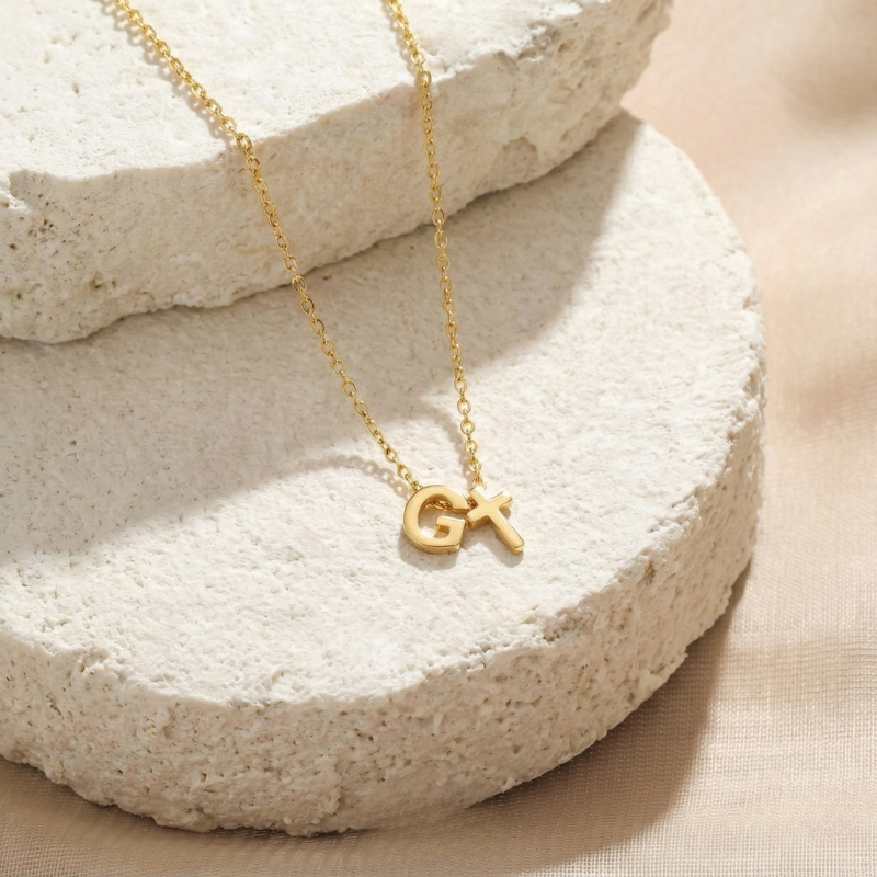 Initial Gold Necklace Margot
