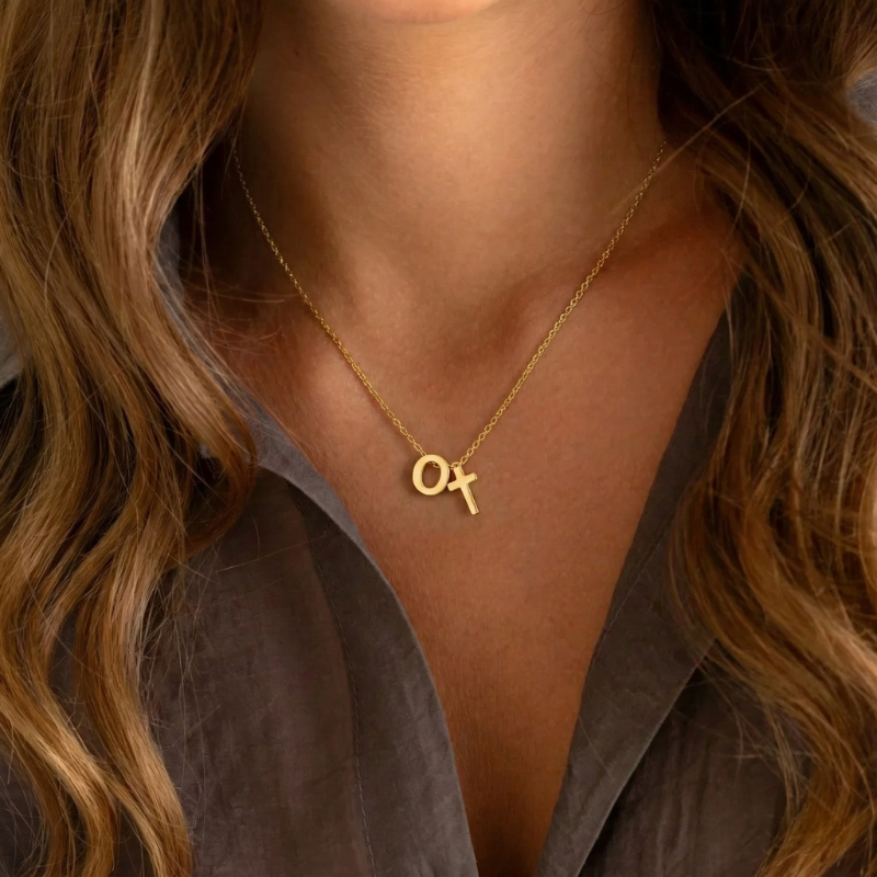 Initial Gold Necklace Margot
