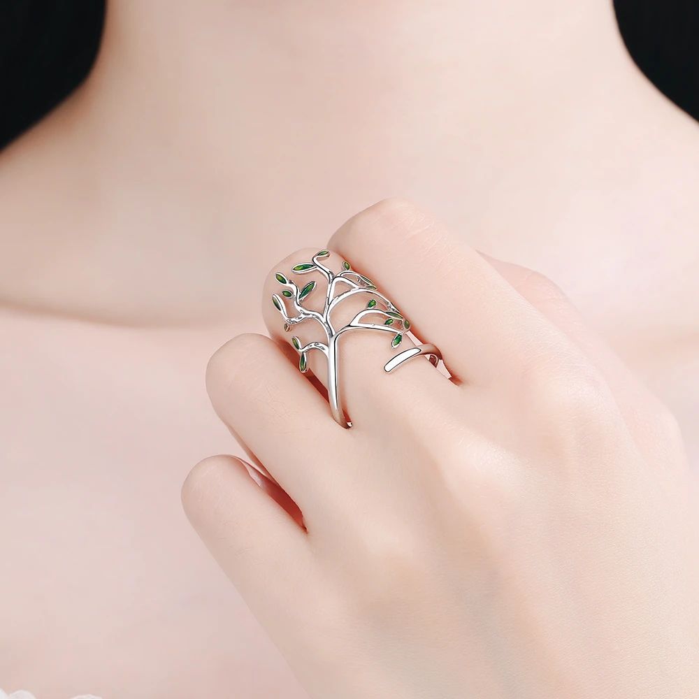 Leaf Design Silver Ring Margot