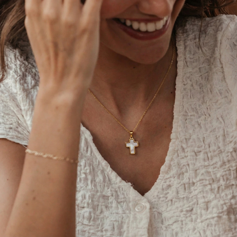 Pearly Gold Cross Necklace Margot