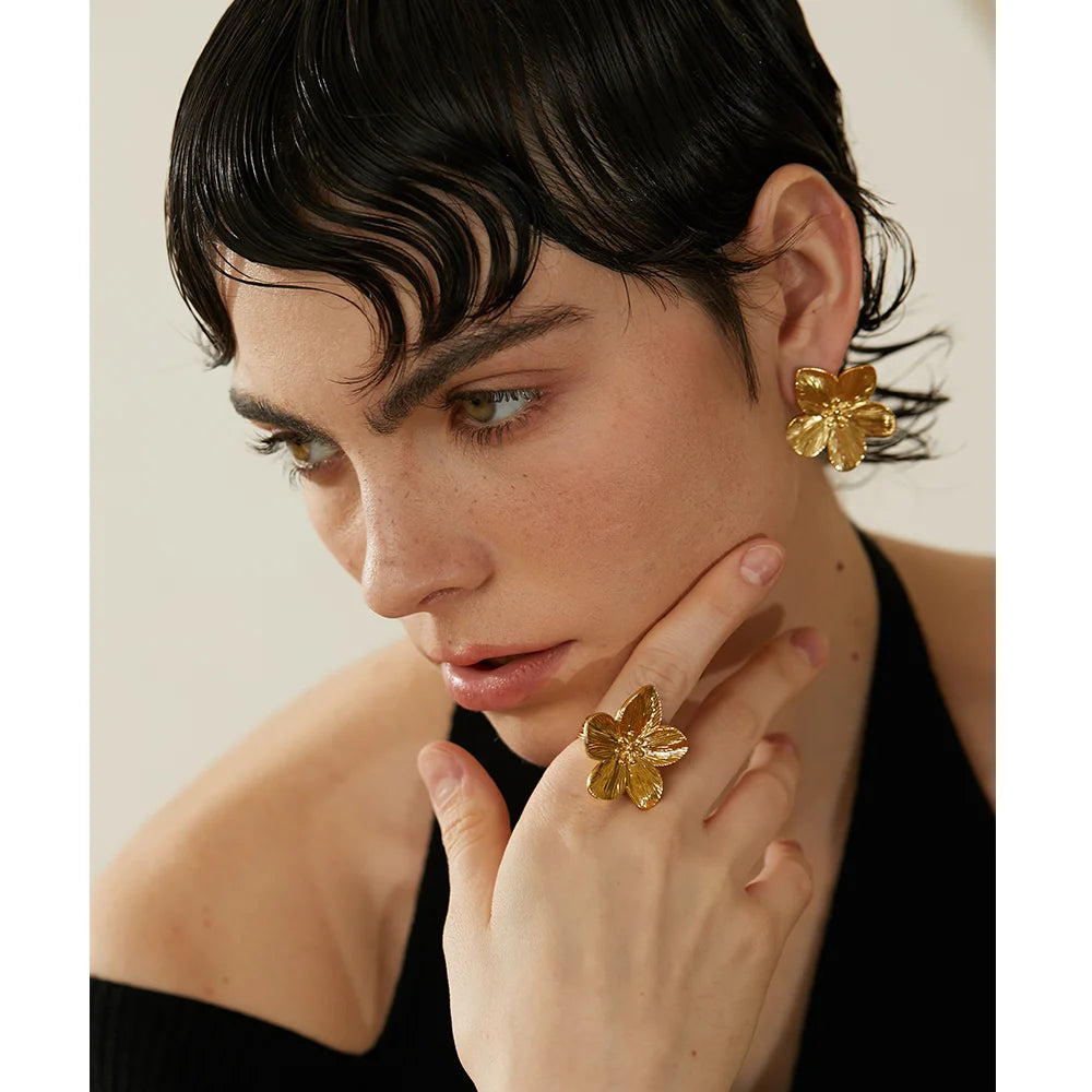 Radiant Gold Flower Earrings Margot