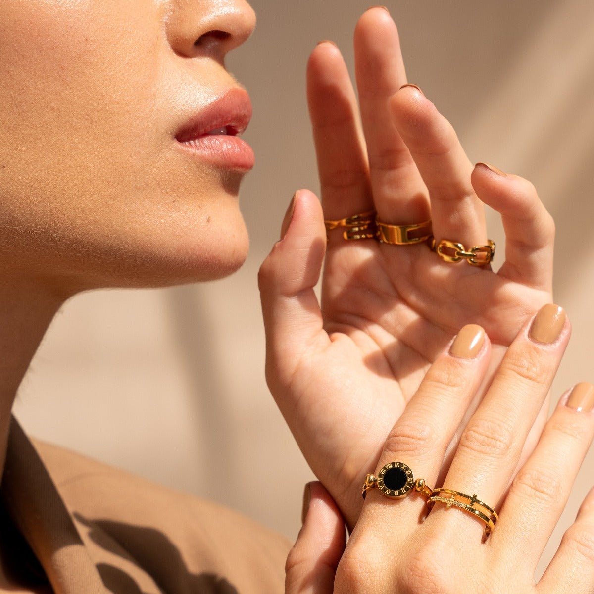 Rotating Gold Roman Numeral Ring Margot