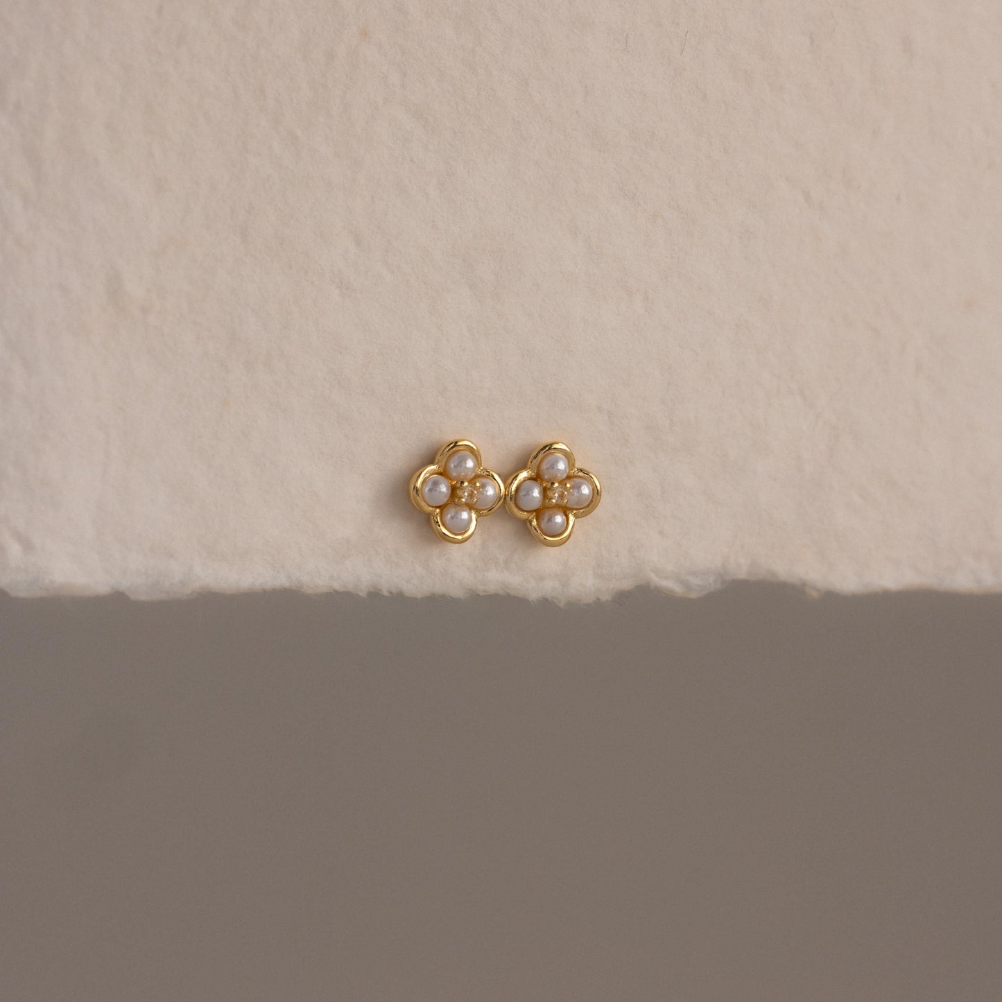 Rounded Pearl Floral Earrings Margot