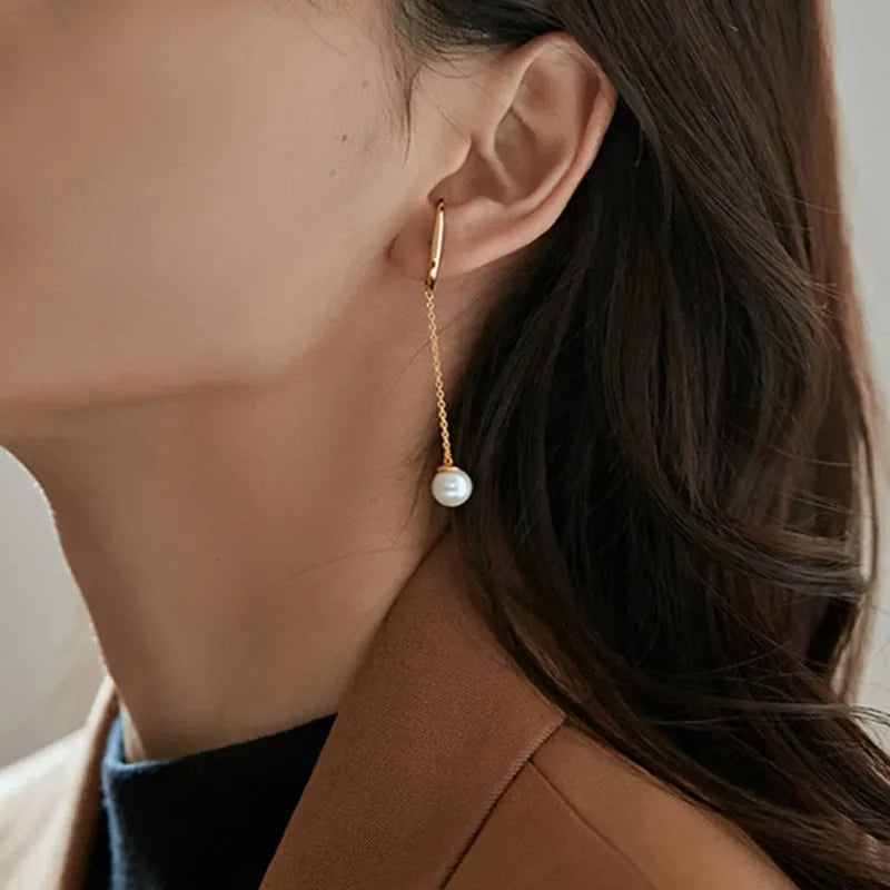 Sculpted Gold Ear Cuff Margot