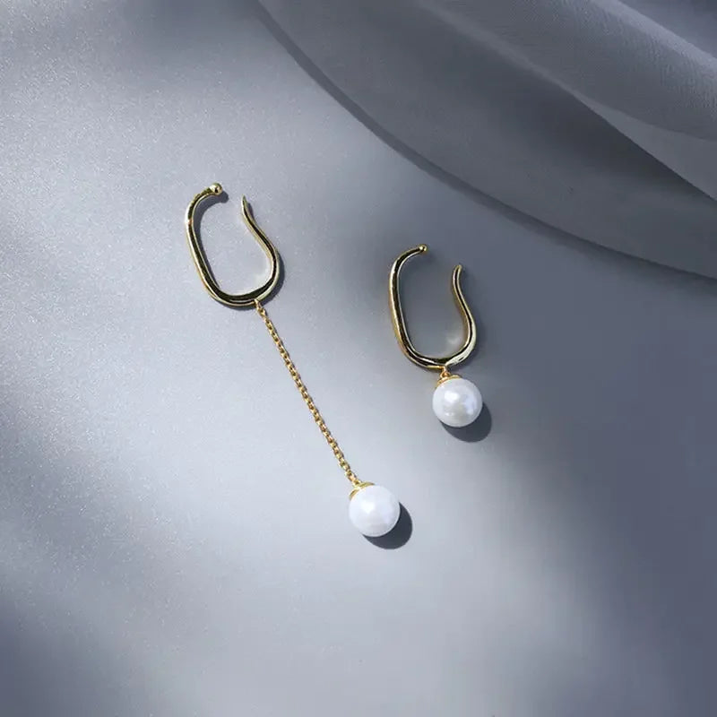 Sculpted Gold Ear Cuff Margot