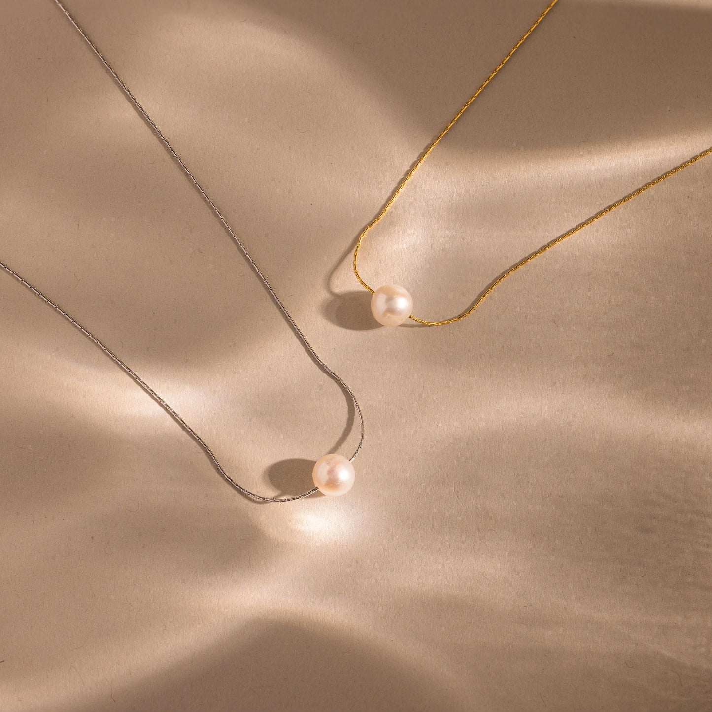 Simple Pearl Necklace Margot
