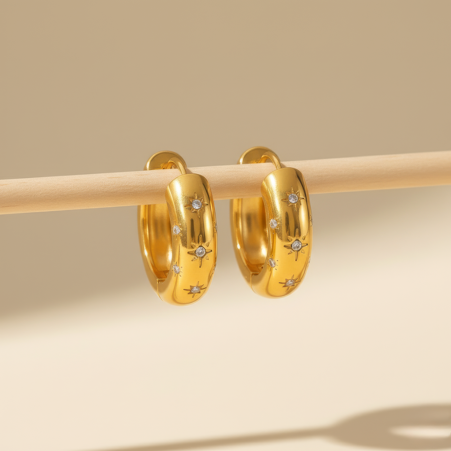 Small Gold Hoop Earrings Margot