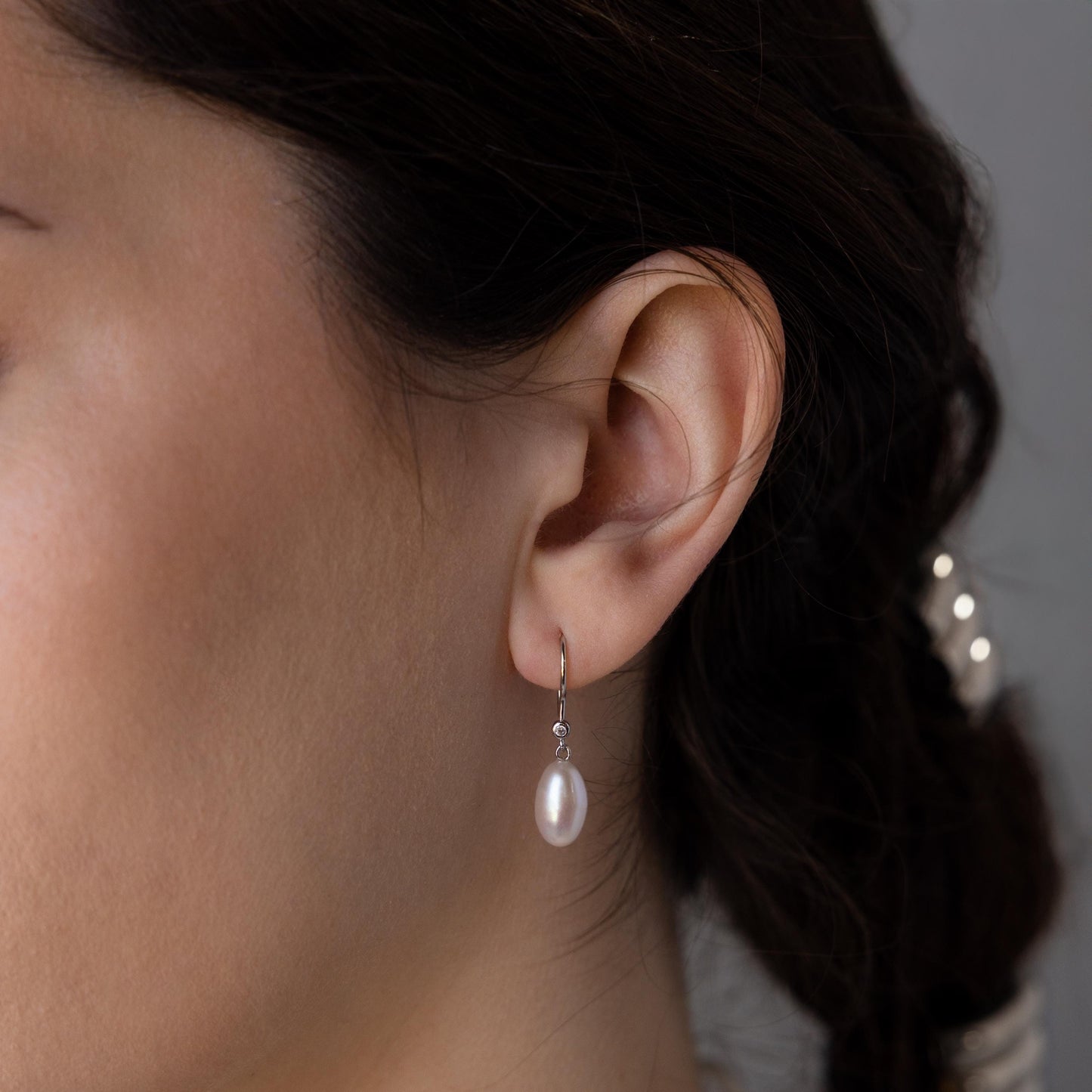 Threader Pearl Earrings Margot