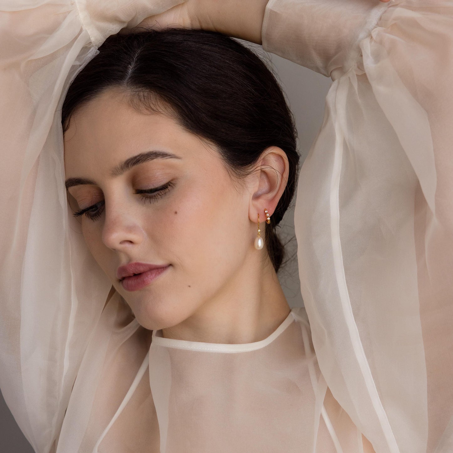 Threader Pearl Earrings Margot