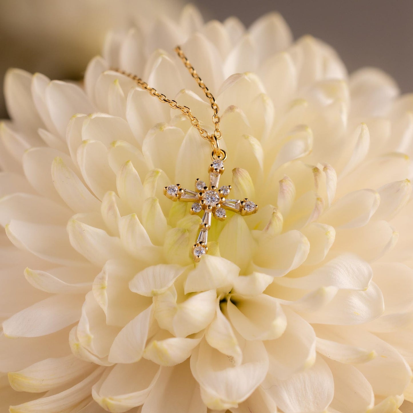 Vintage Cross Necklace Margot